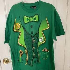 St. Paddy's Green T-shirt with tuxedo design and humorous buttons 2XL